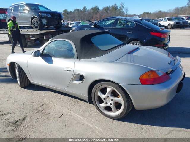 2002 PORSCHE BOXSTER WP0CA29822U621492 Photo 2