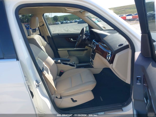 2015 MERCEDES-BENZ GLK 350 VIN: WDCGG5HB0FG345567