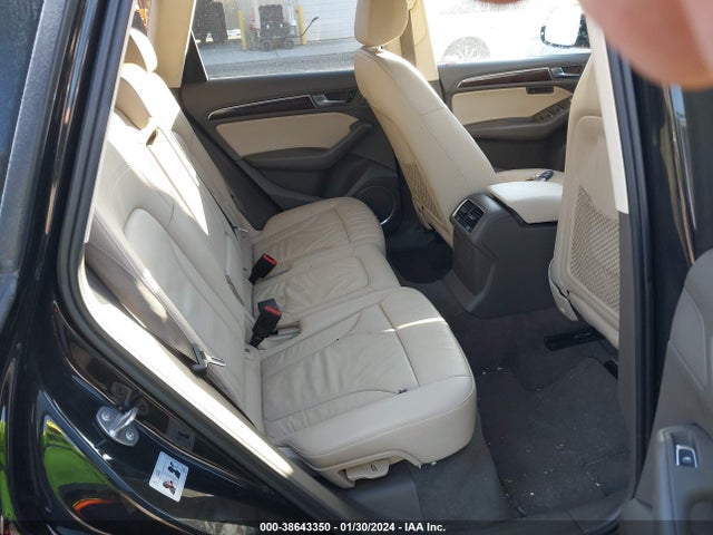 Audi Q5 2.0t Premium 2016 WA1L2AFP5GA006019 Image 8