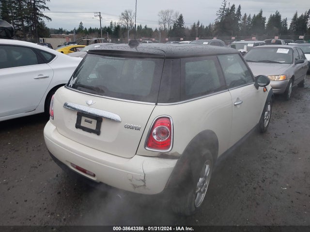 2012 MINI COOPER WMWSU3C50CT256645 Photo 3