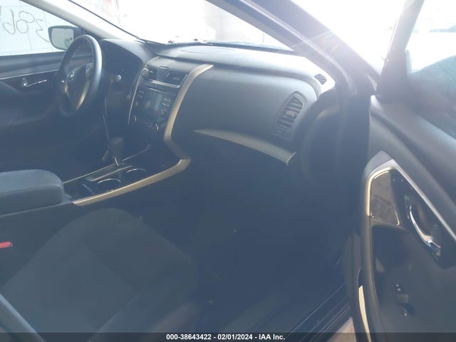 Nissan Altima 2.5 S 2014 1N4AL3AP1EC901382 Image 5