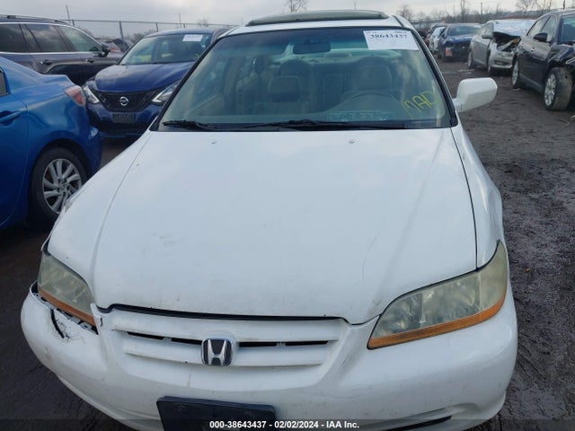 2002 HONDA ACCORD SDN EX W/LEATHER VIN: 1HGCG165X2A043048