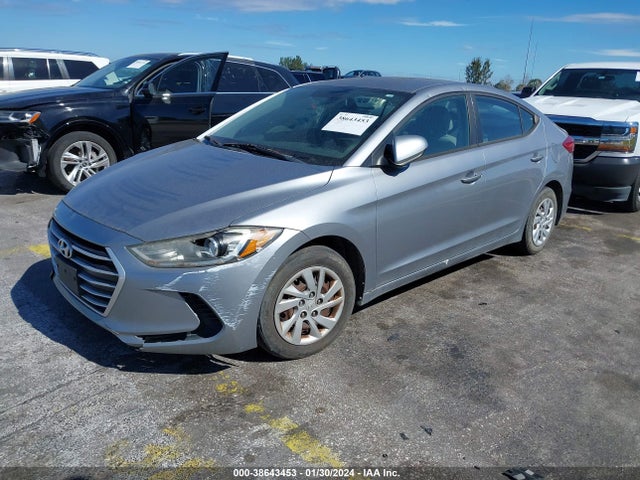 2017 HYUNDAI ELANTRA SE VIN: 5NPD74LFXHH136736
