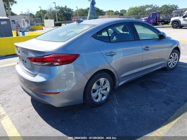 2017 HYUNDAI ELANTRA SE VIN: 5NPD74LFXHH136736
