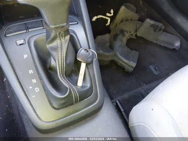 KIA RIO LX 2018 3KPA24AB4JE046820 Image 11