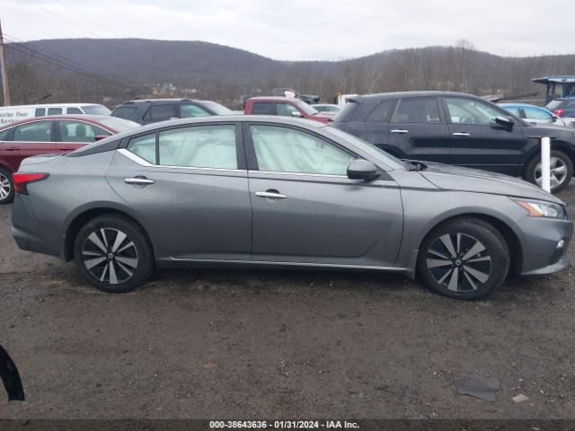 1N4BL4DV7NN371881 Nissan Altima Sv Fwd