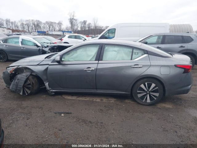 1N4BL4DV7NN371881 Nissan Altima Sv Fwd