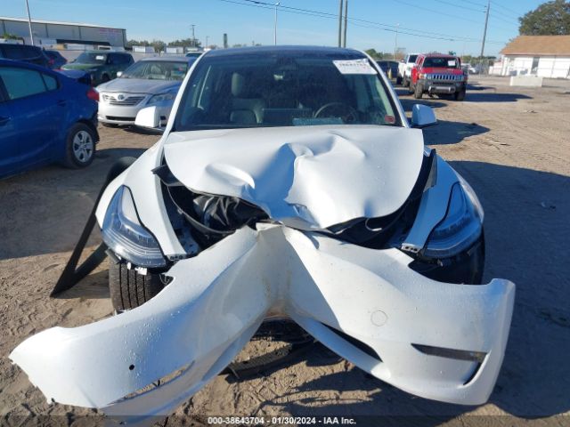 7SAYGAEE5NF364225 Tesla Model Y Long Range Dual Motor All-wheel Drive