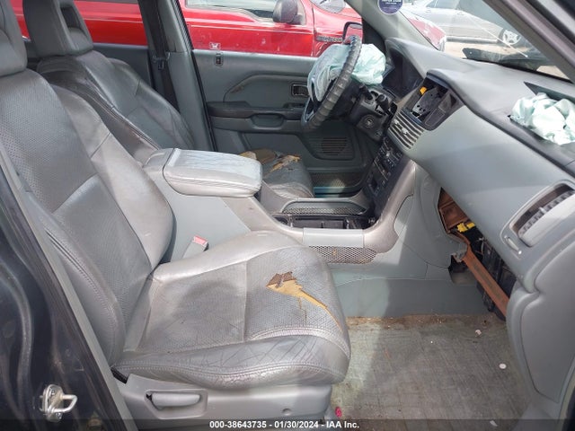 2004 HONDA PILOT EX-L VIN: 2HKYF18624H524243