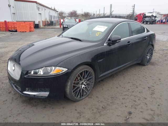 2012 JAGUAR XF SAJWA0HB4CLS40833 Photo 1