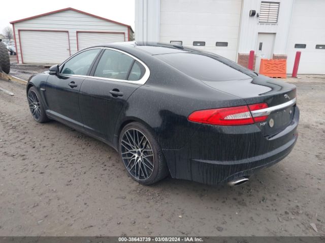 2012 JAGUAR XF SAJWA0HB4CLS40833 Photo 2
