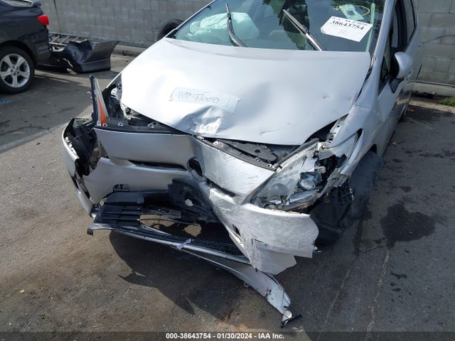 2015 TOYOTA PRIUS TWO VIN: JTDKN3DU5F0401982