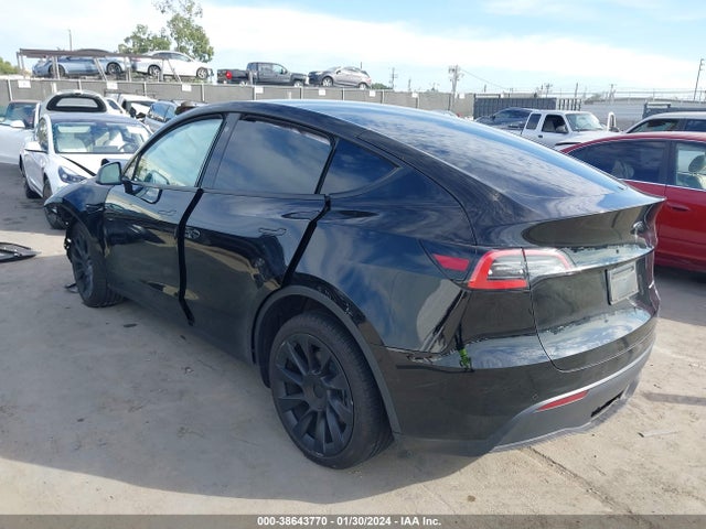 7SAYGDEE6NF560403 Tesla Model Y Long Range Dual Motor All-wheel Drive