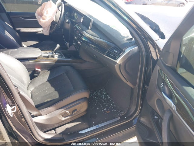 2018 BMW X5 EDRIVE 5UXKT0C54J0W03332 Photo 4