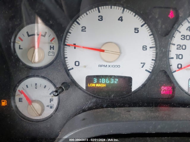 2002 DODGE RAM 1500 ST VIN: 1D7HA16KX2J242148