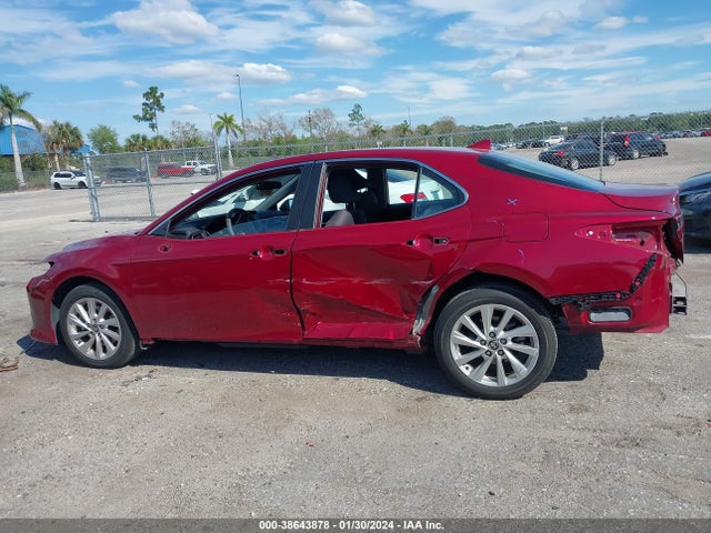 Toyota CAMRY LE 2021 4T1C11AK0MU564015 Image 15