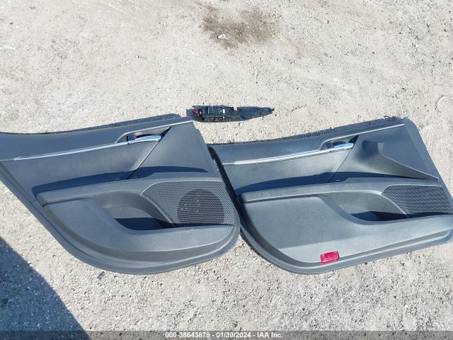 Toyota CAMRY LE 2021 4T1C11AK0MU564015 Image 12