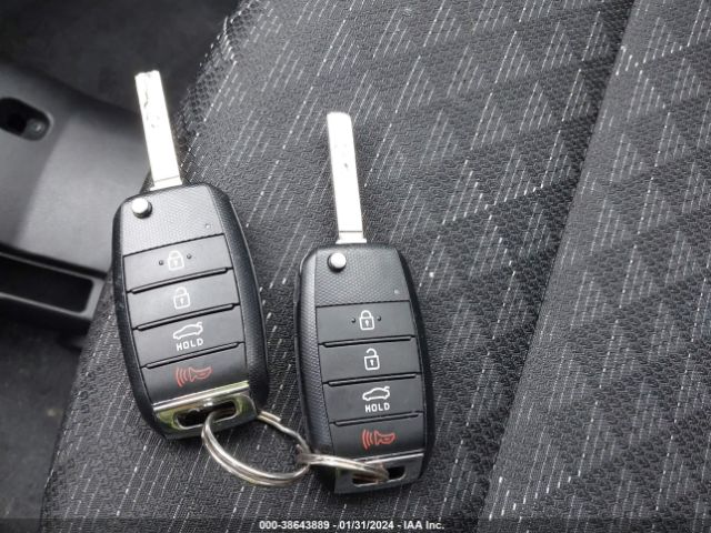 3KPA24AB3JE077556 KIA RIO S