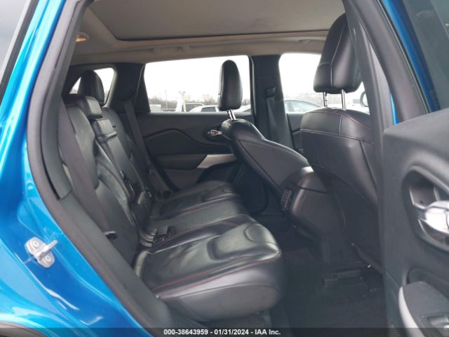 1C4PJMBS5HW581490 Jeep Cherokee Trailhawk L Plus 4x4