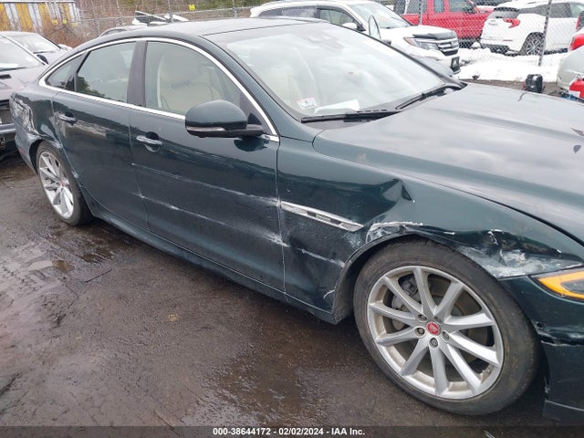 2019 JAGUAR XJ SAJWJ1CD3K8W19158 Photo 5