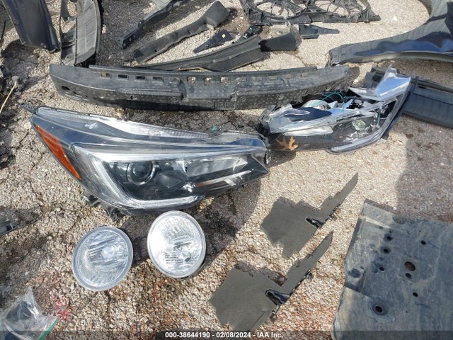 Subaru Outback 2.5i Premium 2018 4S4BSACC1J3395073 Image 19