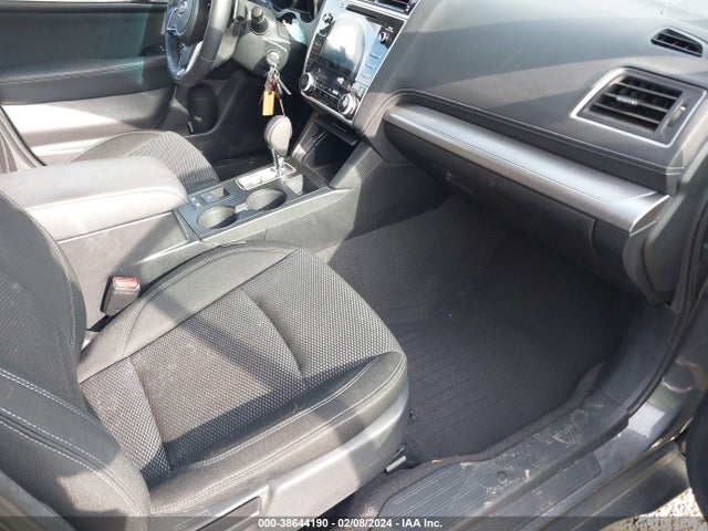 Subaru Outback 2.5i Premium 2018 4S4BSACC1J3395073 Image 5