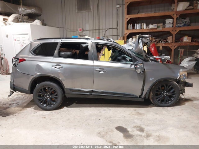 Mitsubishi Outlander Le 2019 JA4AD3A35KZ030557 Image 12
