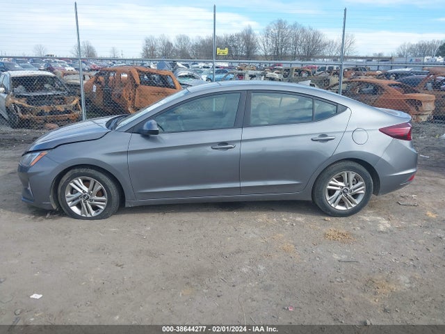 Hyundai ELANTRA SEL 2019 5NPD84LF0KH468267 Image 14
