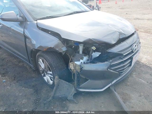 Hyundai ELANTRA SEL 2019 5NPD84LF0KH468267 Image 6