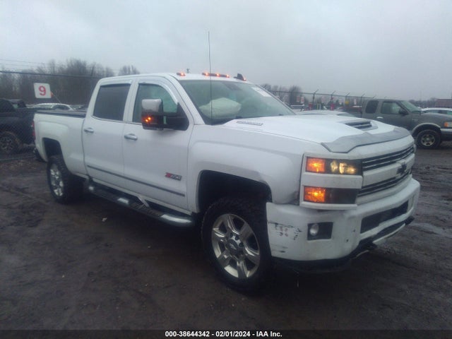 2018 1GC1KWEY6JF191616 main image
