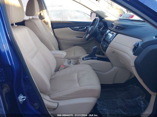 JN8AT2MV6HW016245 Nissan ROGUE SV