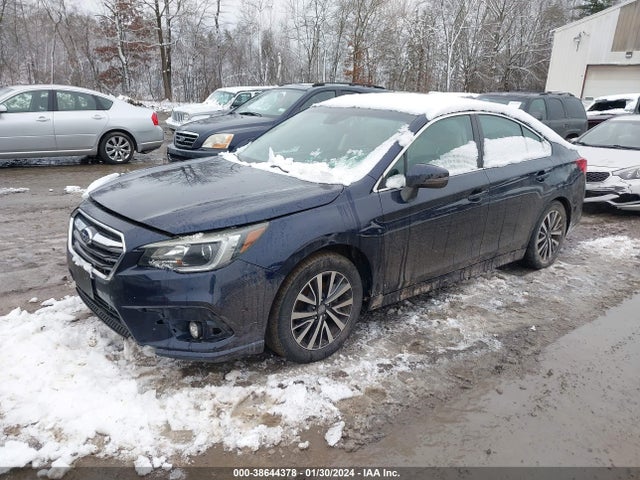 Subaru Legacy 2.5i Premium 2018 4S3BNAF60J3030837 Image 2