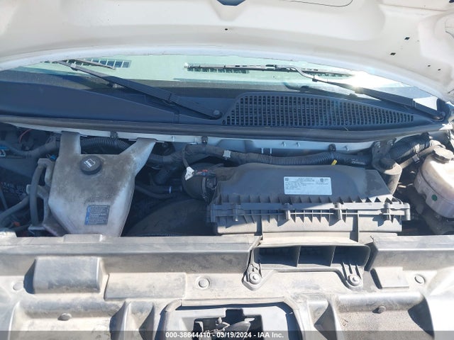 Chevrolet Express 2500 Work Van 2018 1GCWGAFP3J1340531 Image 10