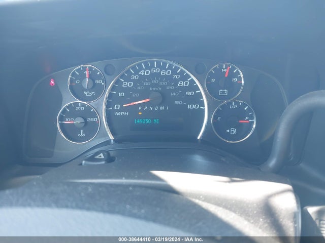 Chevrolet Express 2500 Work Van 2018 1GCWGAFP3J1340531 Image 7