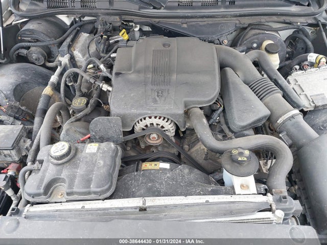 2008 MERCURY GRAND MARQUIS LS VIN: 2MEFM75V48X605677