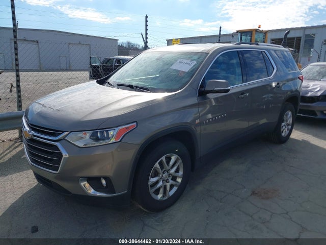 Chevrolet Traverse 1lt 2018 1GNERGKW3JJ279100 Image 2