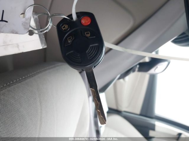 1FADP5AU4GL105425 Ford C-max Hybrid Se