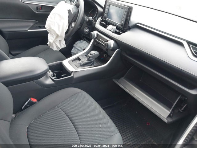 Toyota RAV4 LE 2022 2T3H1RFV6NC202076 Image 5