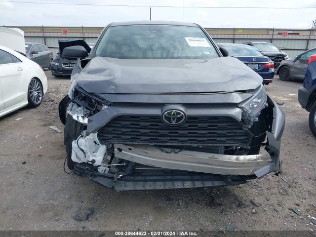 Toyota RAV4 LE 2022 2T3H1RFV6NC202076 Image 6
