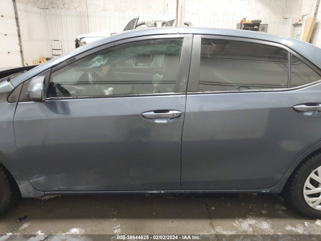 Toyota COROLLA LE 2018 5YFBURHE5JP810975 Image 14