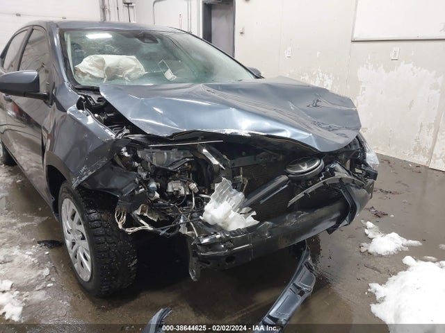 Toyota COROLLA LE 2018 5YFBURHE5JP810975 Image 6