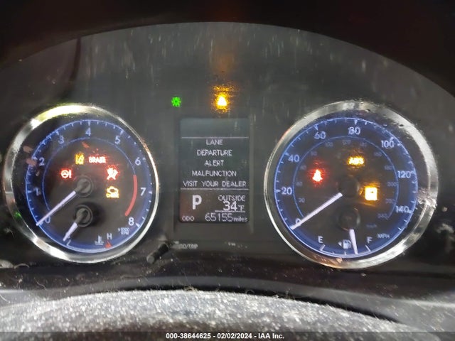 Toyota COROLLA LE 2018 5YFBURHE5JP810975 Image 7