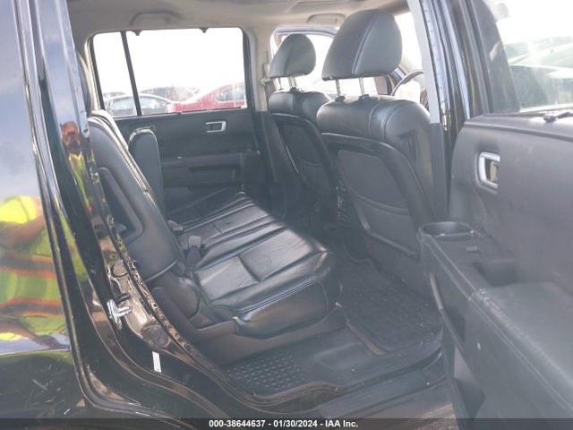 Honda Pilot Touring 2015 5FNYF4H92FB058911 Image 8