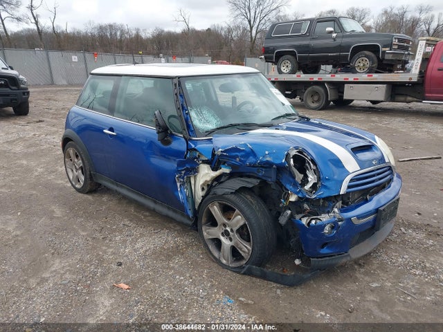 2005 MINI COOPER S WMWRE33445TD98716 Photo 0