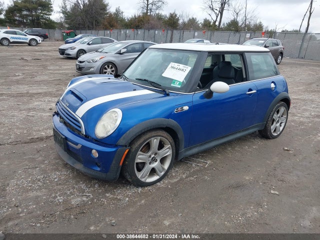 2005 MINI COOPER S WMWRE33445TD98716 Photo 1