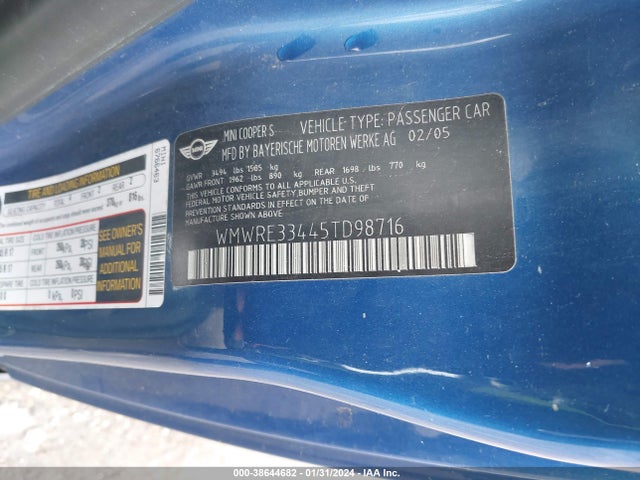 2005 MINI COOPER S WMWRE33445TD98716 Photo 8