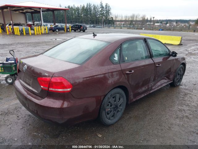 1VWAT7A35EC066091 Volkswagen Passat 1.8t S