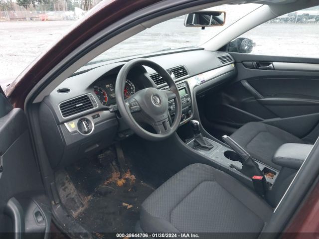 1VWAT7A35EC066091 Volkswagen Passat 1.8t S