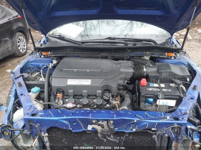 1HGCT2B03GA003364 Honda Accord Touring