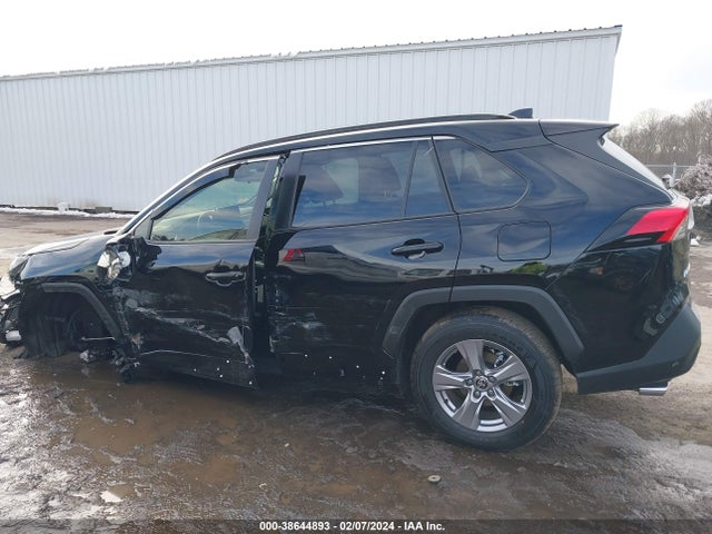 Toyota Rav4 Xle 2023 JTMP1RFV8PJ041936 Image 18